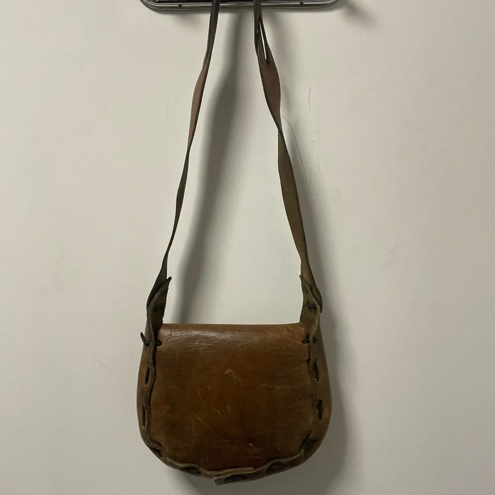 Gorgeously Real Earthy Handmade Thick Leather Weave Strap With Stamp Decor Bag! - Picture 8 of 16